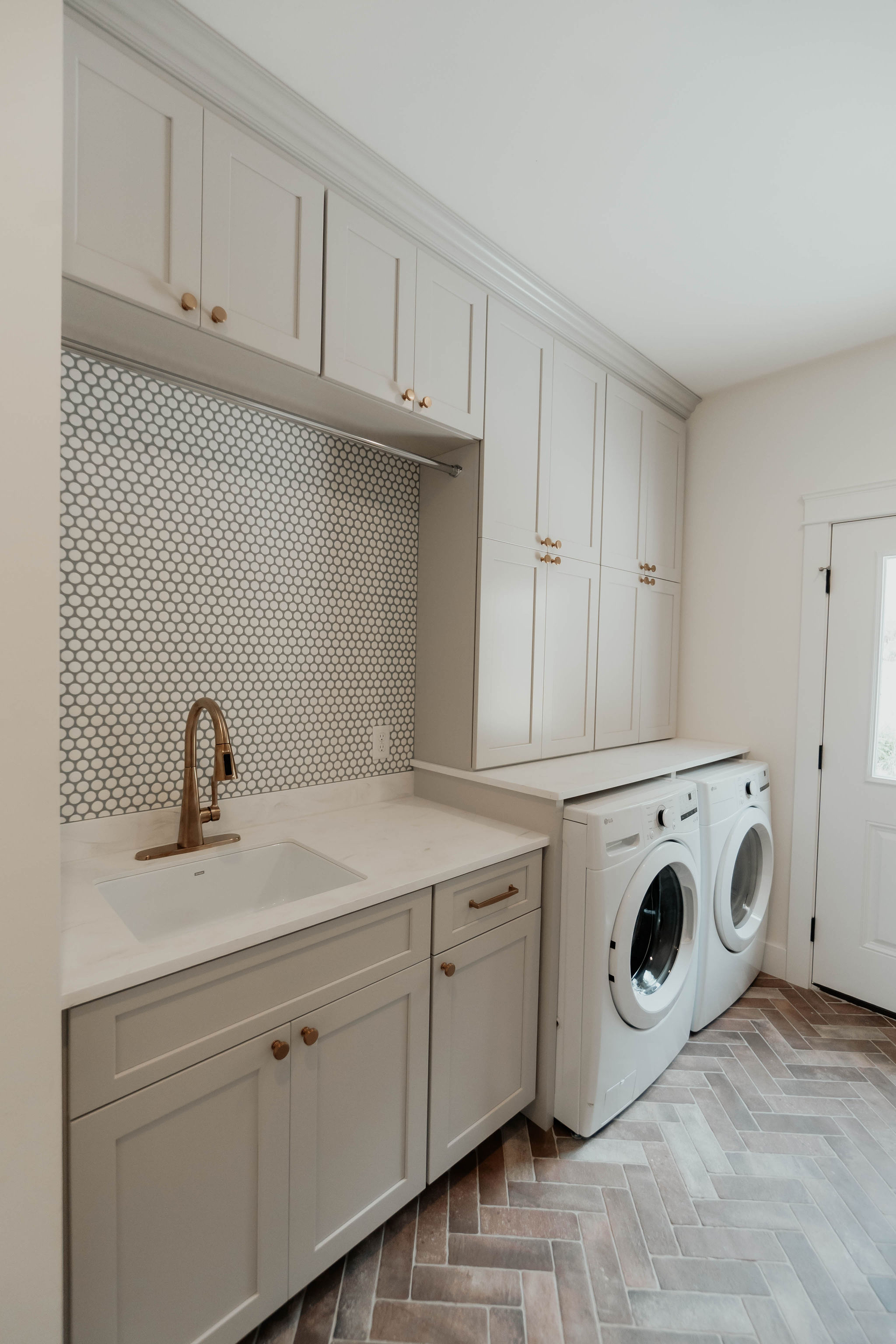 Classic Closet Design - Image 3