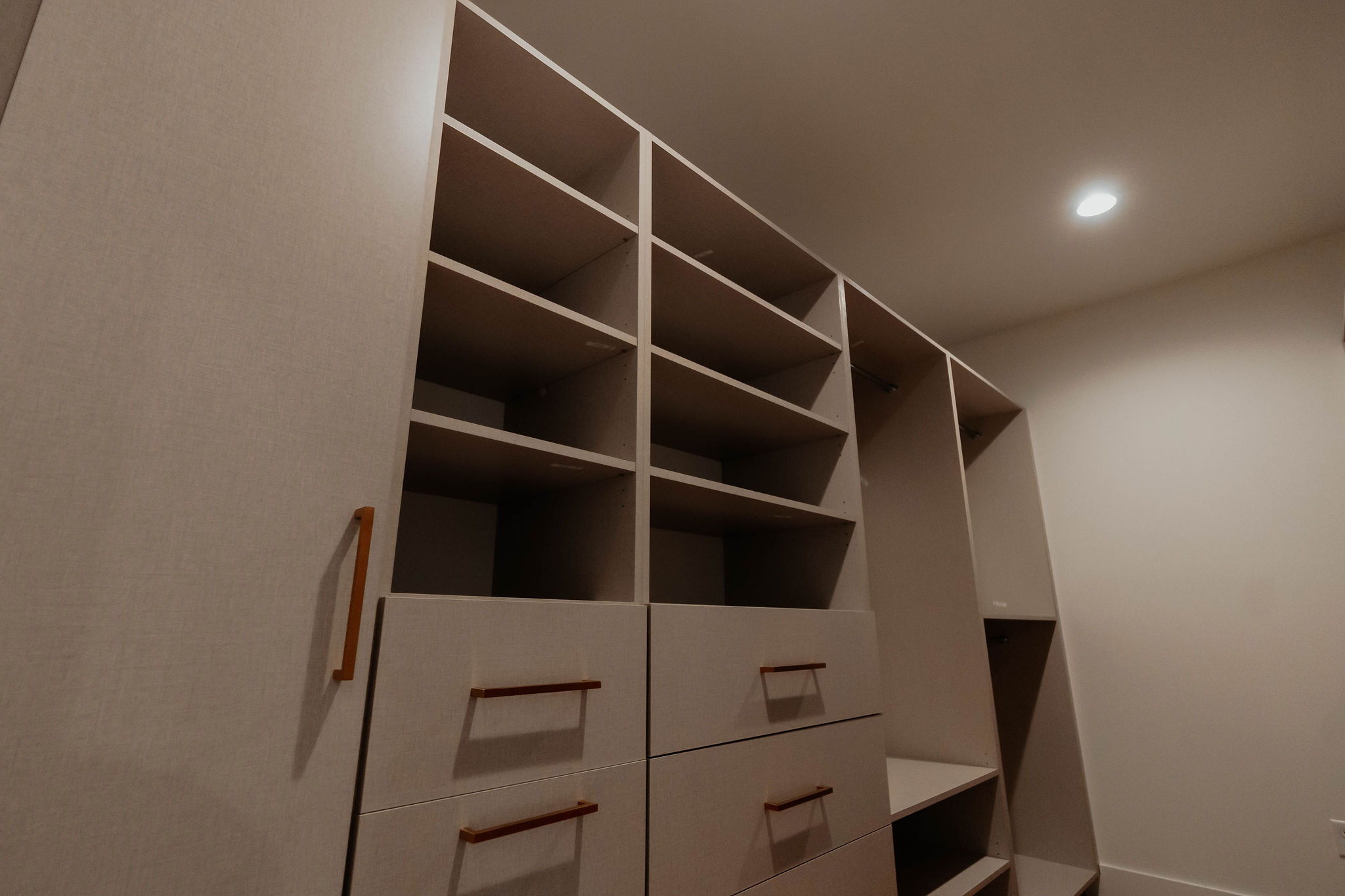 Classic Closet Design - Image 25