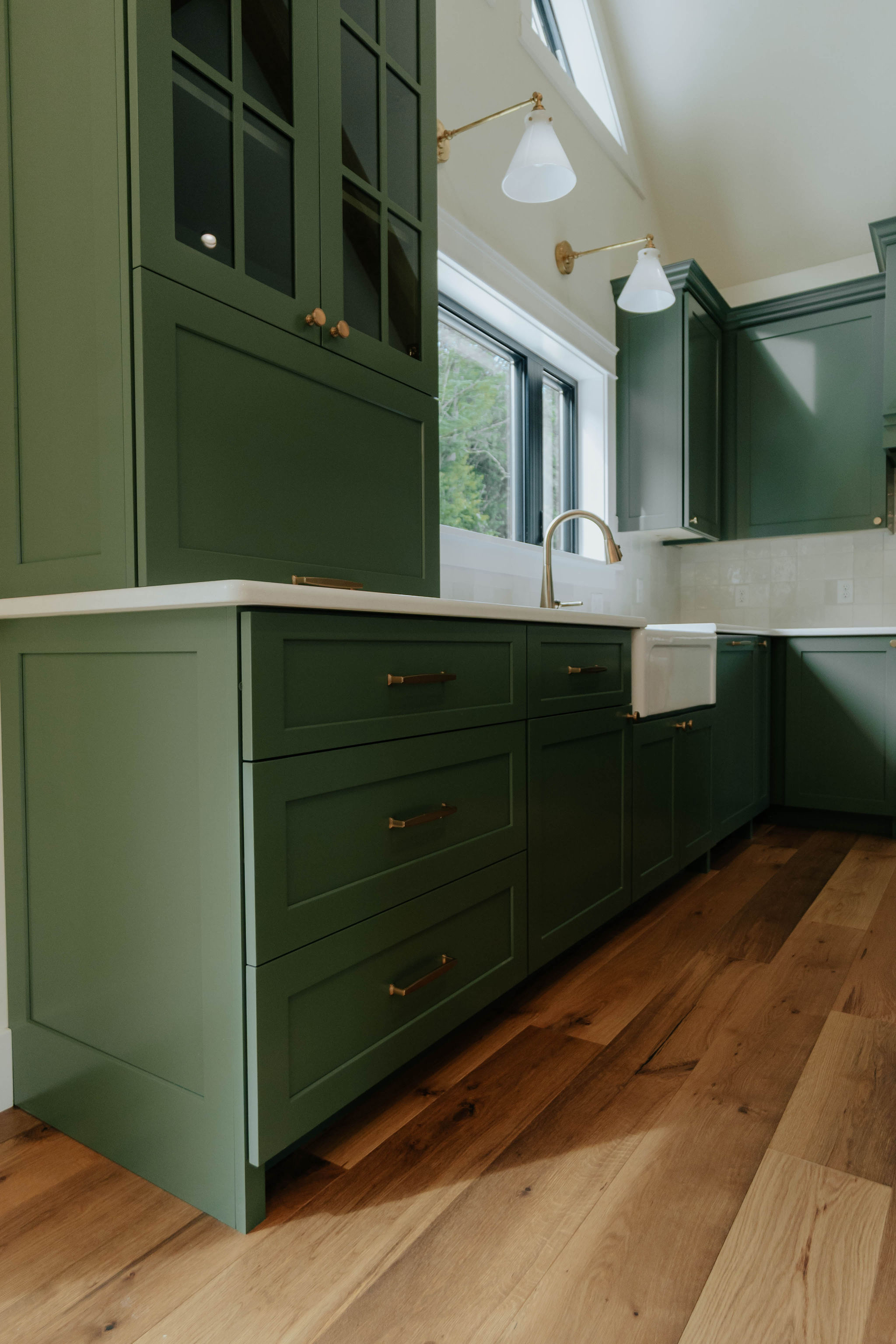 Classic Closet Design - Image 47