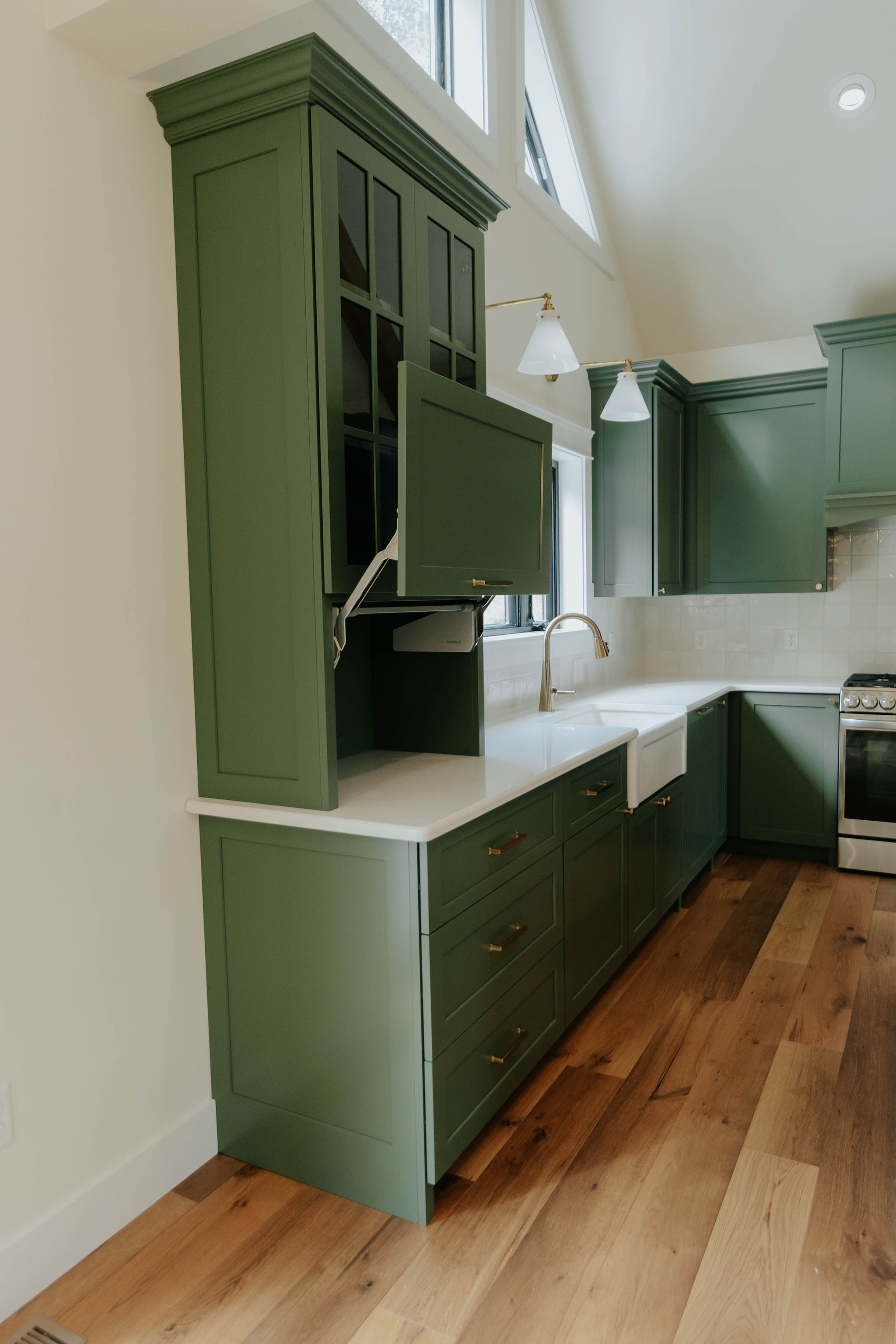 Classic Closet Design - Image 55