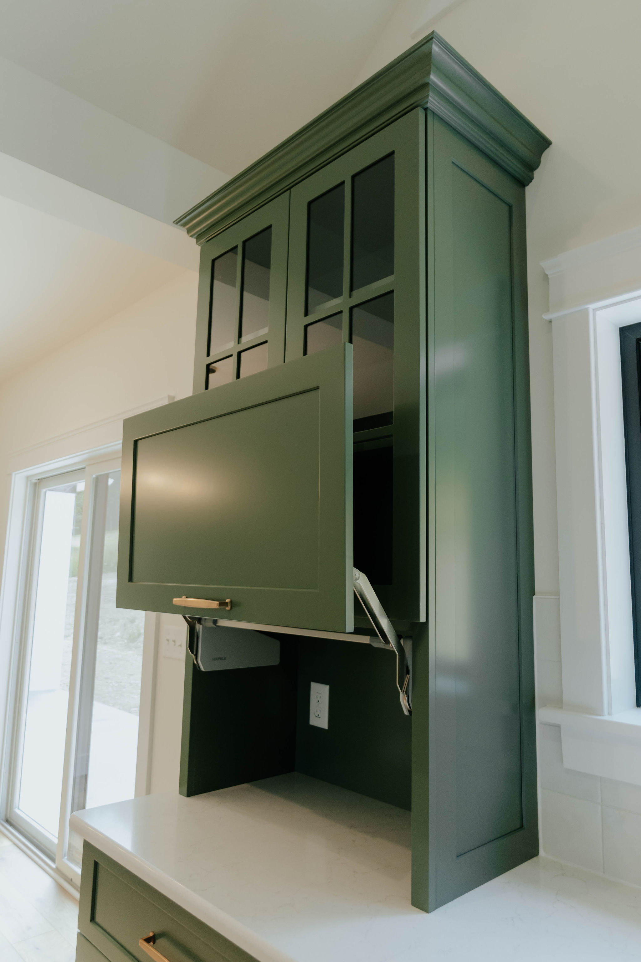 Classic Closet Design - Image 56