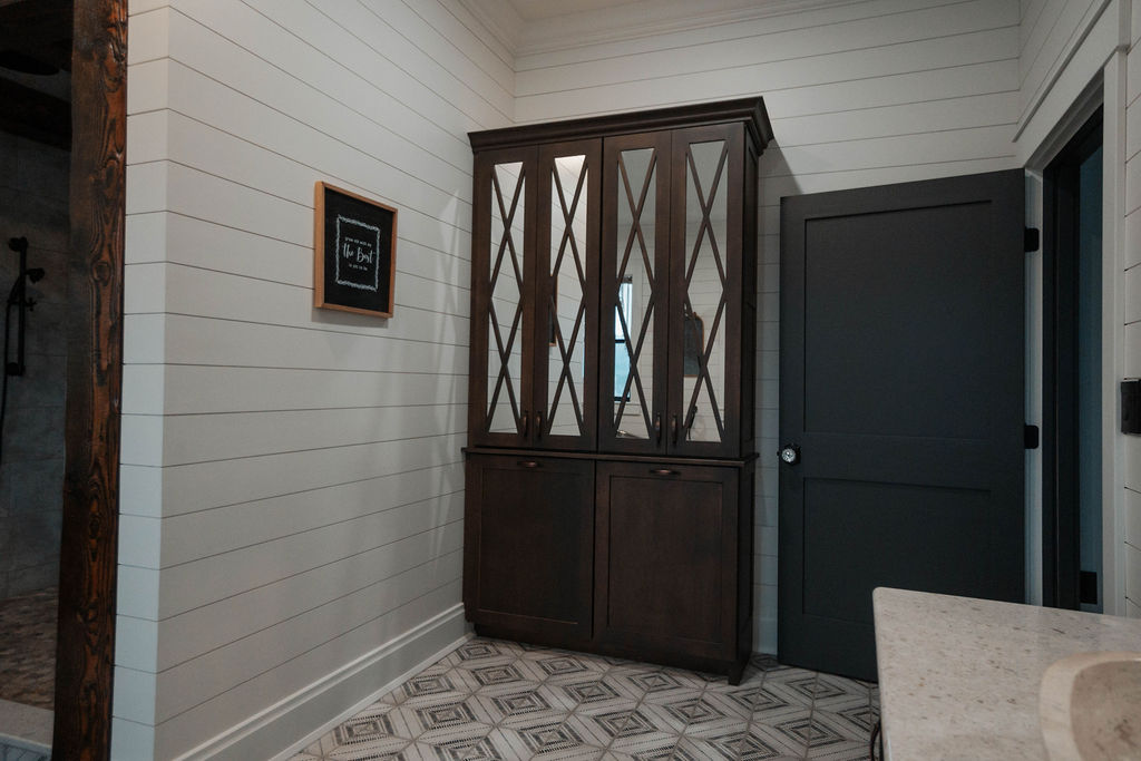 Modern Kitchen Remodel - Image 22