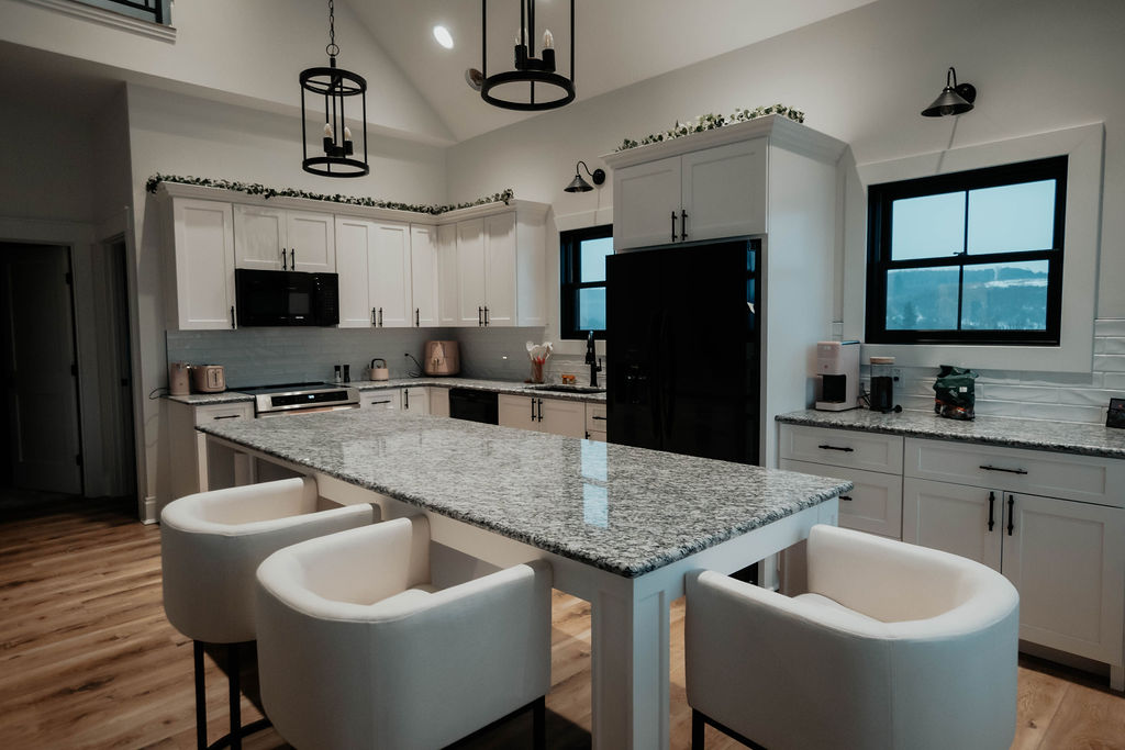 Modern Kitchen Remodel - Image 44